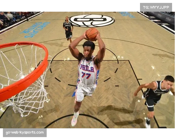 里夫斯对阵太阳仅得16分 撞上新秀墙进攻效率下滑 里夫斯对阵太阳仅得16分 撞上新秀墙进攻效率下滑